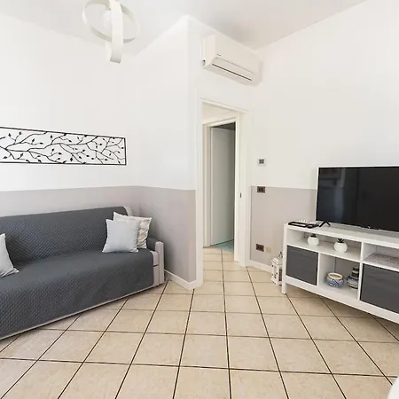 Apartment House *